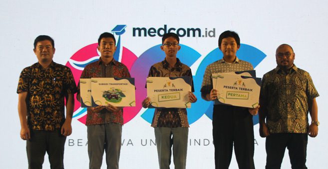 Tiga peserta UMN dengan nilai terbaik pada OSC UMN 2019 (dok.UMN)