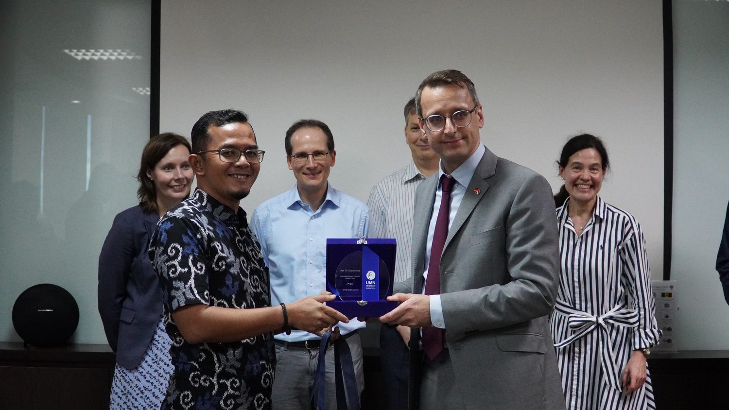 Memutuskan Rantai Kemiskinan Melalui Pendidikan