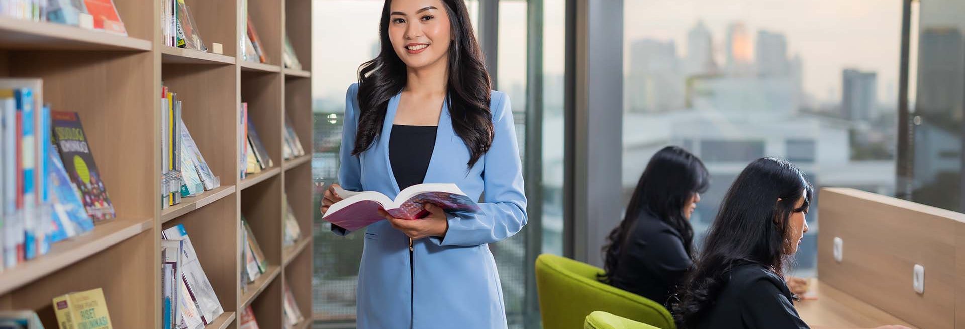 Perpustakaan Menara Kompas (1024x576) Perpustakaan Menara Kompas (1024x576)