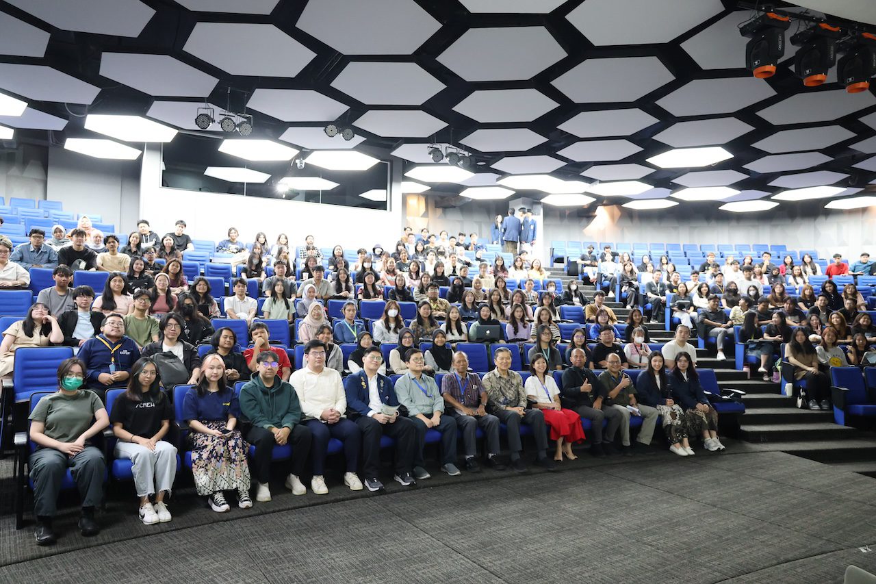 UMN Perkuat Komitmen Keberlanjutan Lewat Kuliah Tamu Internasional dan Kolaborasi Bersama Alice Ku EduFund