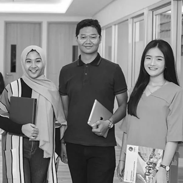 komunikasi-1-greyscale