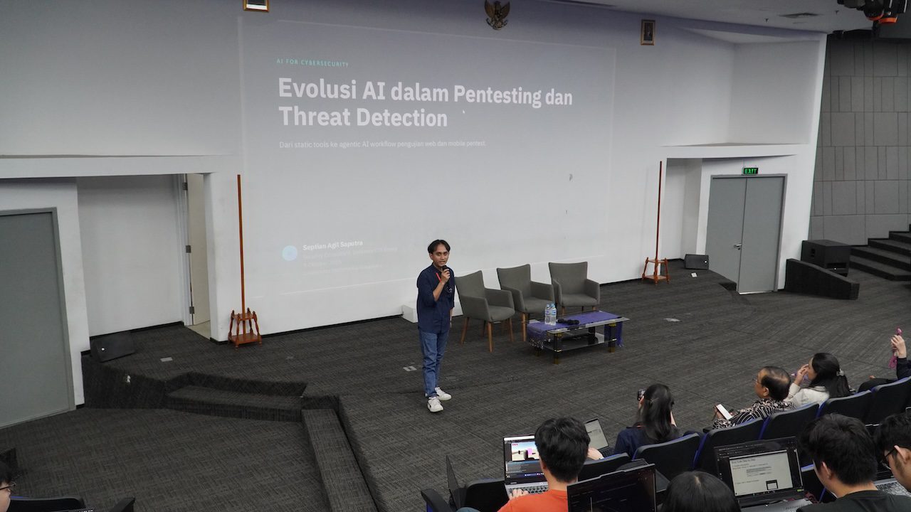 Kuliah Tamu Informatika UMN dan CTI Group Soroti Peran AI dalam Cybersecurity